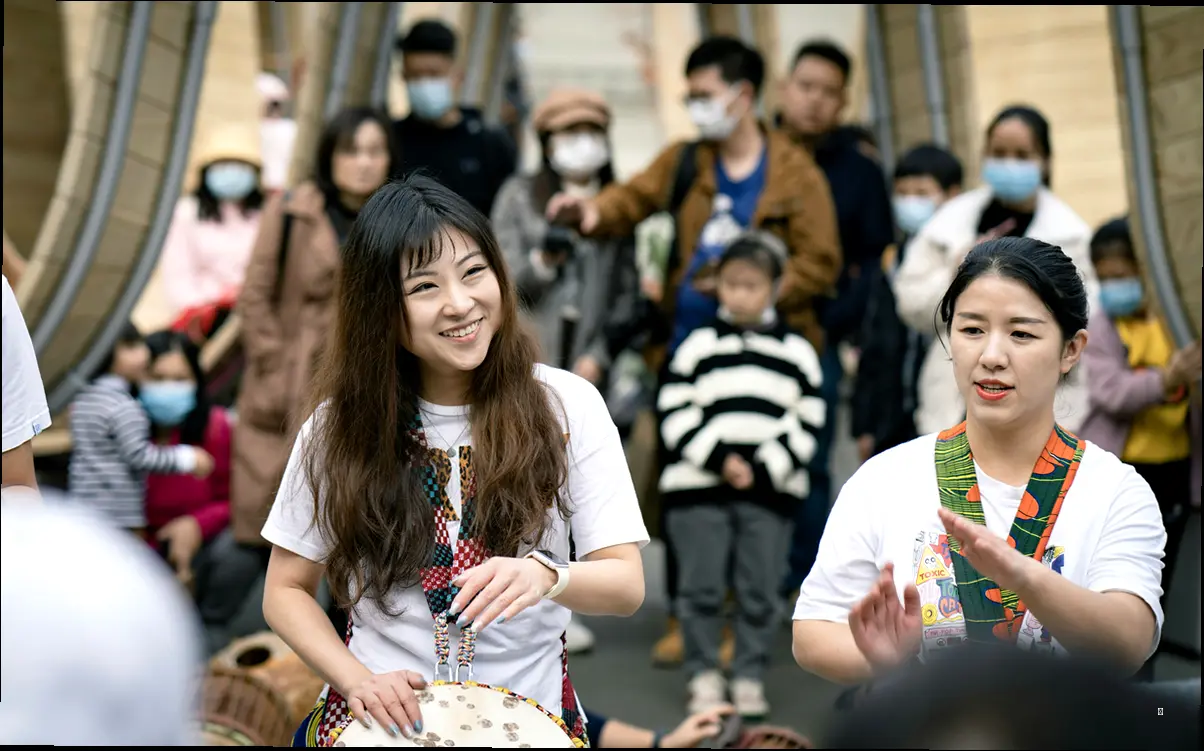 누가, 얼마를, 어디서? 핵심 정보만 딱! (표로 정리)